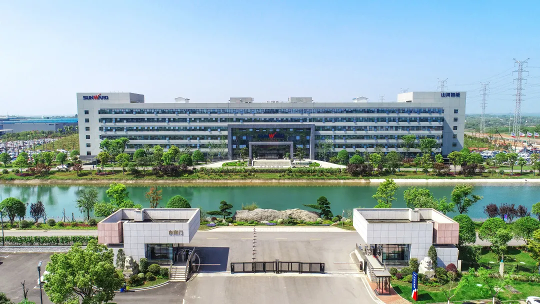 喜提“鲁班奖”，森林舞会网页版智能总部大楼有“颜”更有“才”