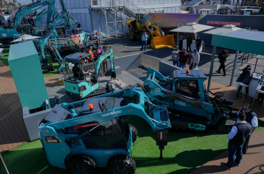 拉展直播 | 推动“中国制造”走向世界！森林舞会网页版智能2023美国拉展圆满收官