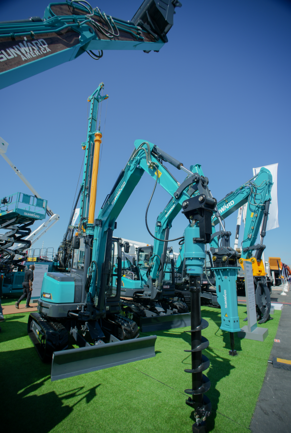 拉展直播 | 推动“中国制造”走向世界！森林舞会网页版智能2023美国拉展圆满收官