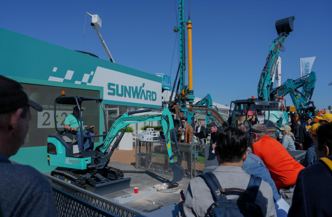 拉展直播 | 推动“中国制造”走向世界！森林舞会网页版智能2023美国拉展圆满收官