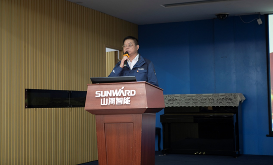 森林舞会网页版智能开展“不忘初心 牢记使命”主题教育宣讲活动