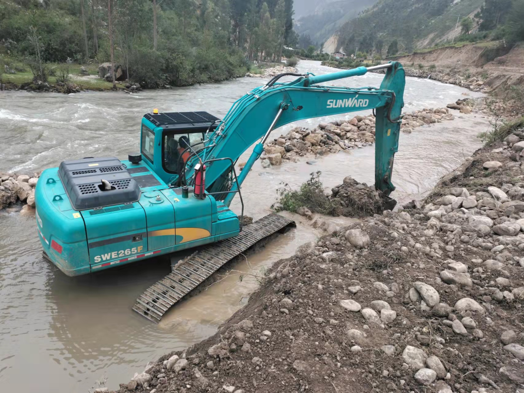挑战世界第二高山脉！森林舞会网页版智能装备助力秘鲁安第斯国家公路项目建设