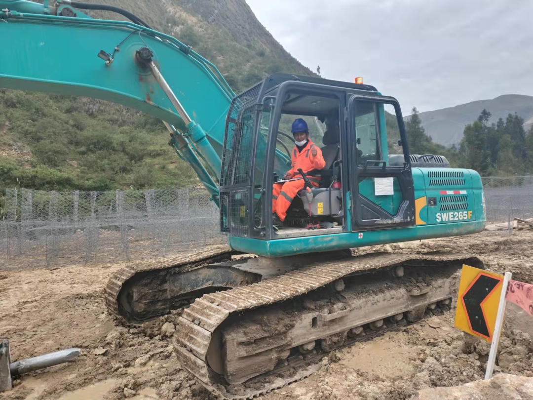 挑战世界第二高山脉！森林舞会网页版智能装备助力秘鲁安第斯国家公路项目建设