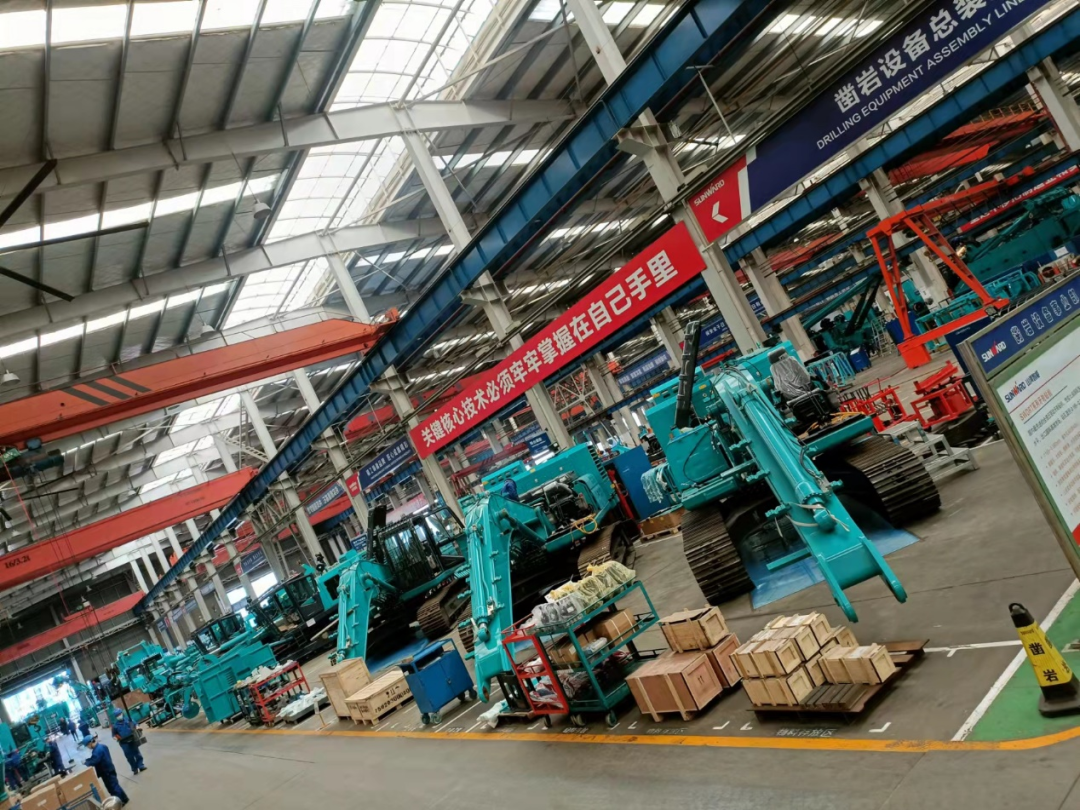 将奋斗进行到底！致敬森林舞会网页版劳动者