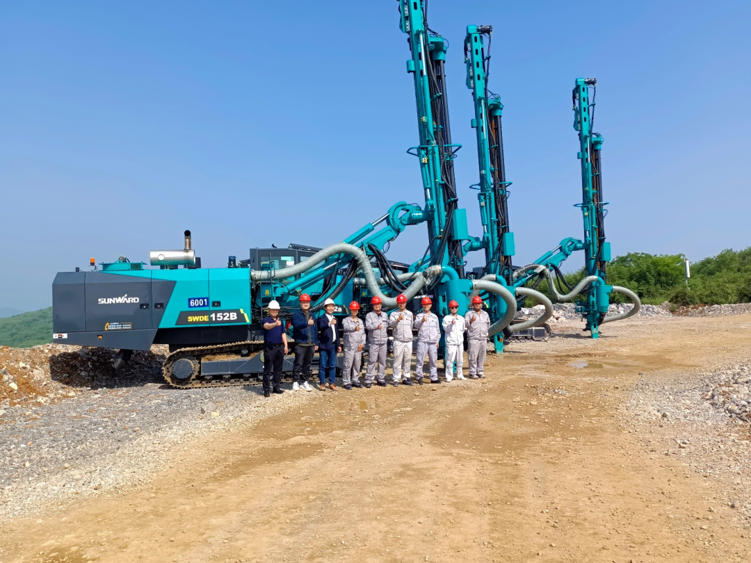 携手中建材！森林舞会网页版智能凿岩设备助建九江年产3000万吨砂石骨料开采项目