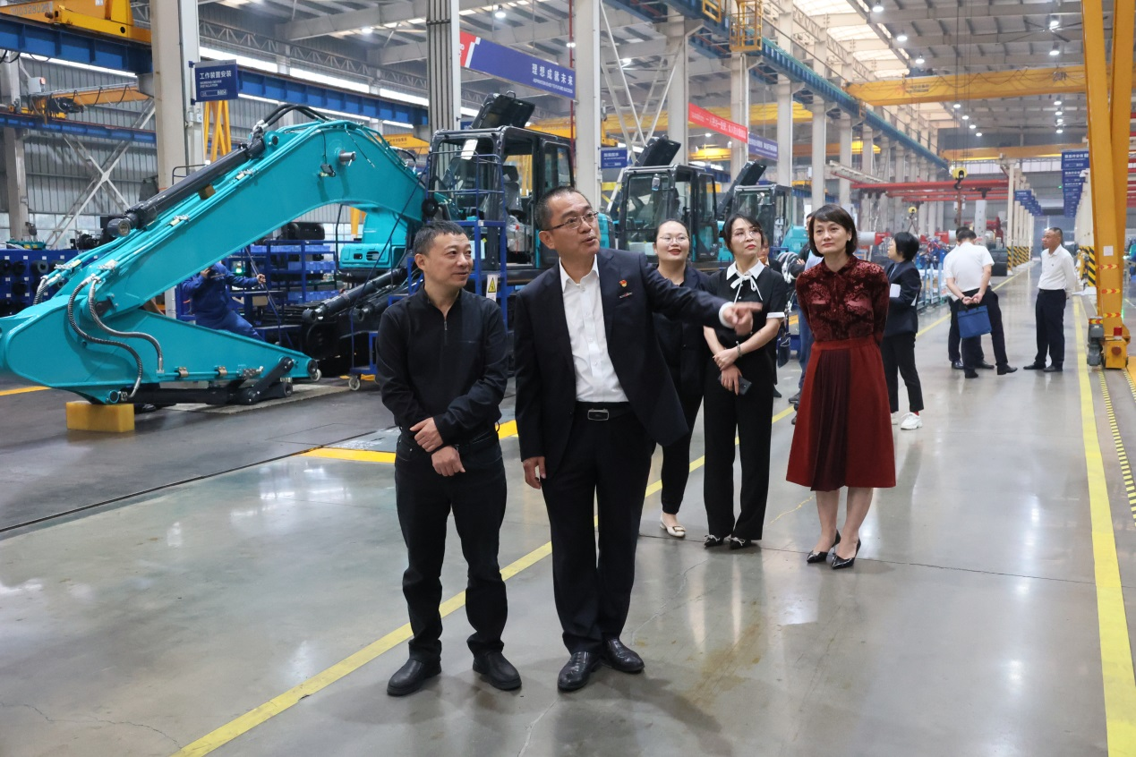 国家税务总局征管和科技发展司调研森林舞会网页版智能