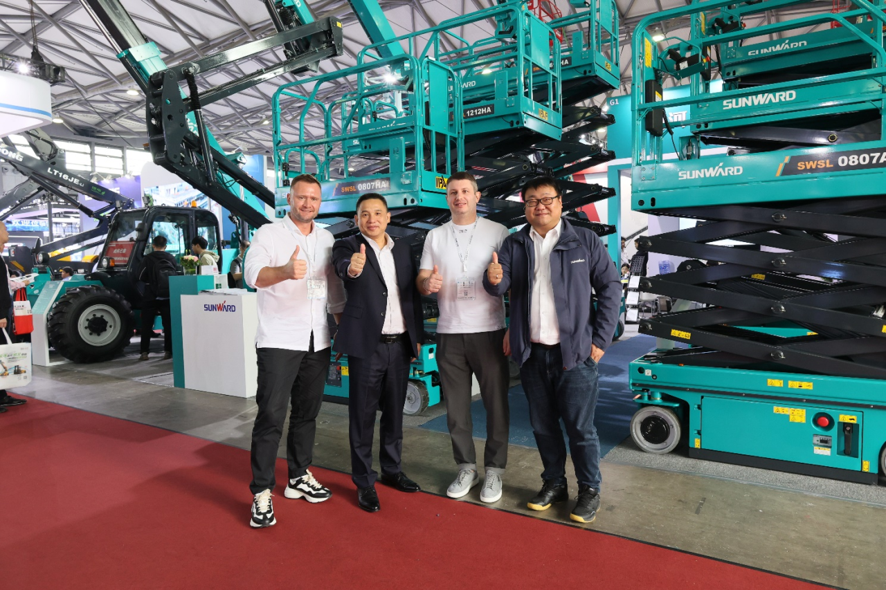 精品出击，闪耀魔都！森林舞会网页版智能全系列高空机械亮相2023亚洲国际高空展