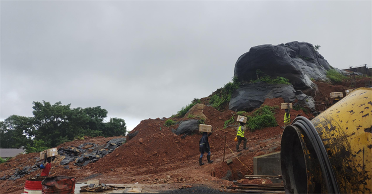 破万难，赶工期！森林舞会网页版江麓打响西非“攻坚战”