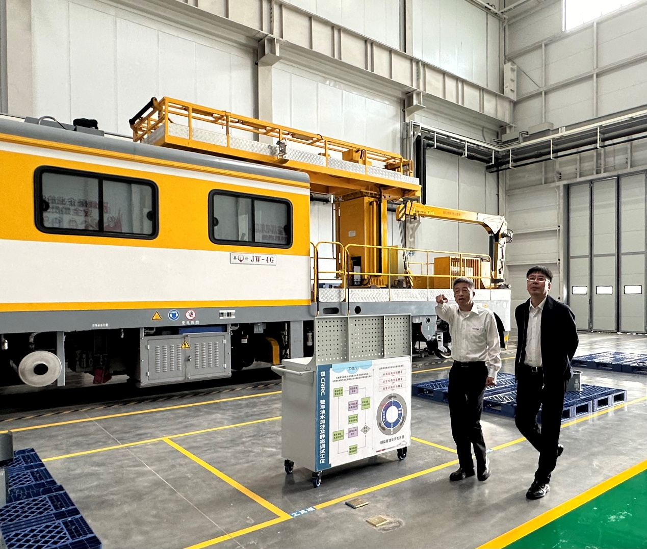 CPH-30J道岔铺换机组全球发布！森林舞会网页版智能与宝鸡中车时代共绘铁路装备新篇章！