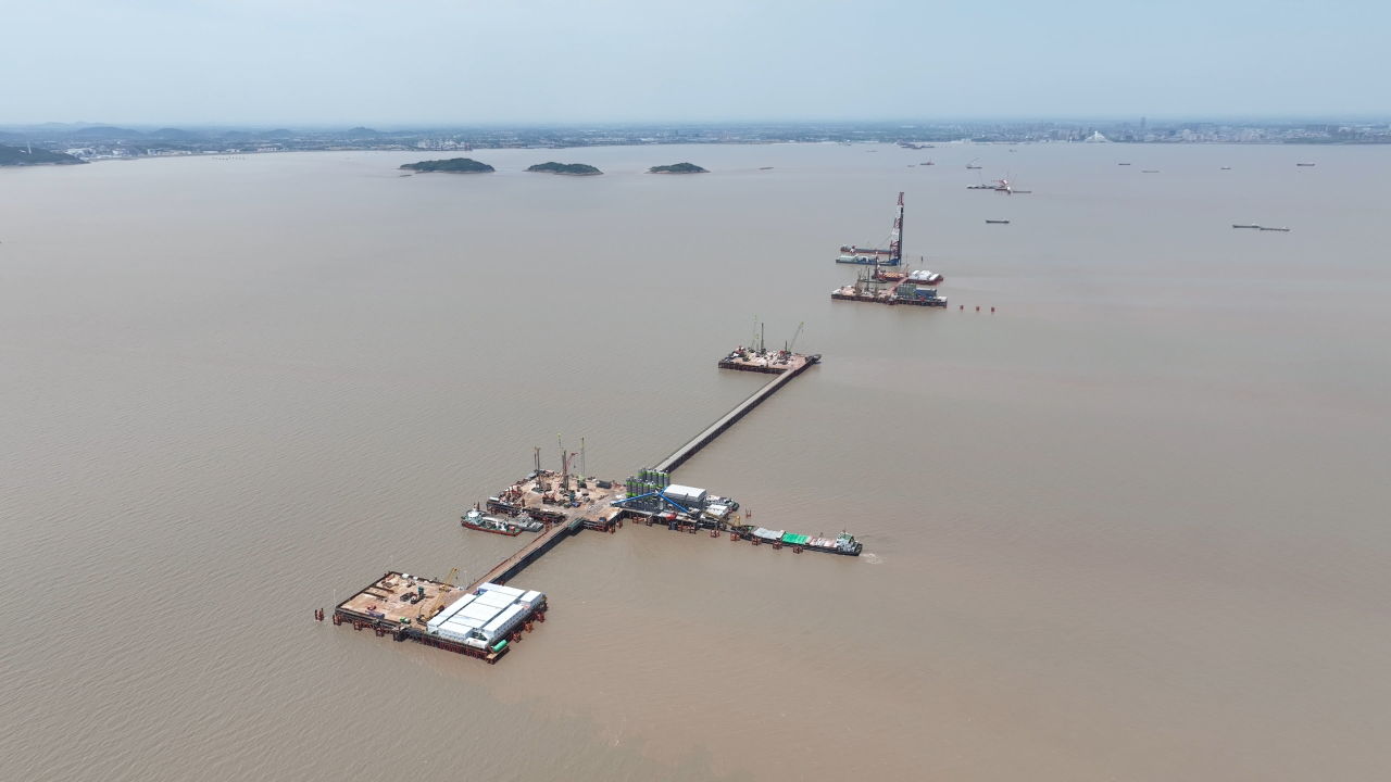 先导式创新，再推电动新品！森林舞会网页版智能SWDM520EE增程式旋挖钻机推介会成功举办