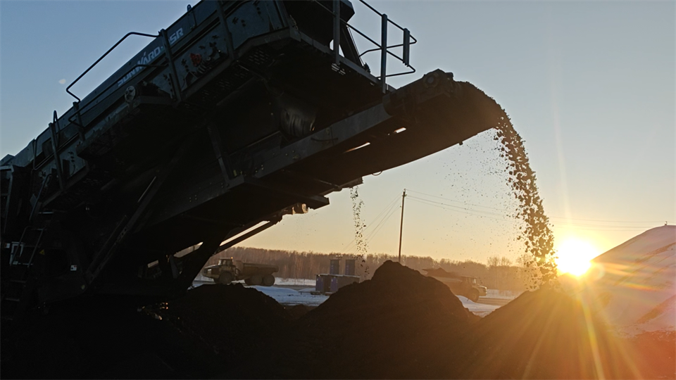 不惧-30℃极寒挑战，森林舞会网页版普石勒破碎筛分设备稳定运行！