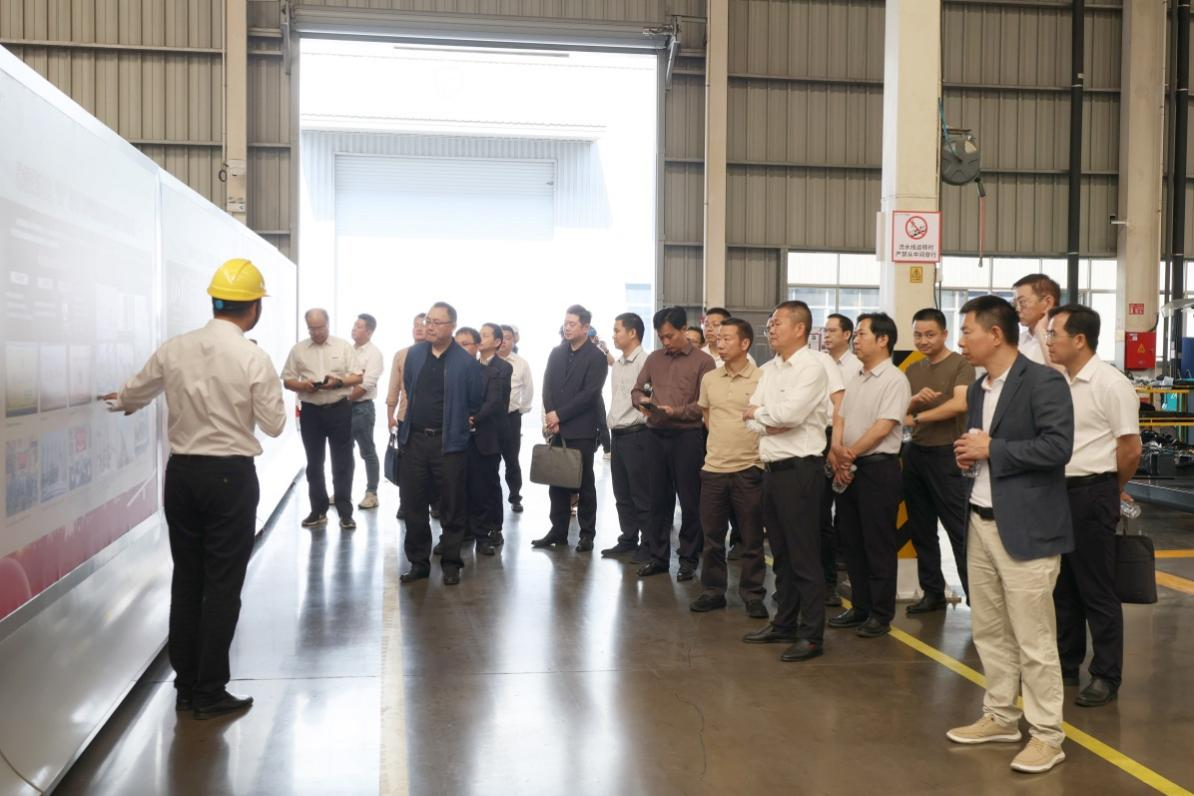 省属国有企业走进森林舞会网页版智能 共谋发展新篇章