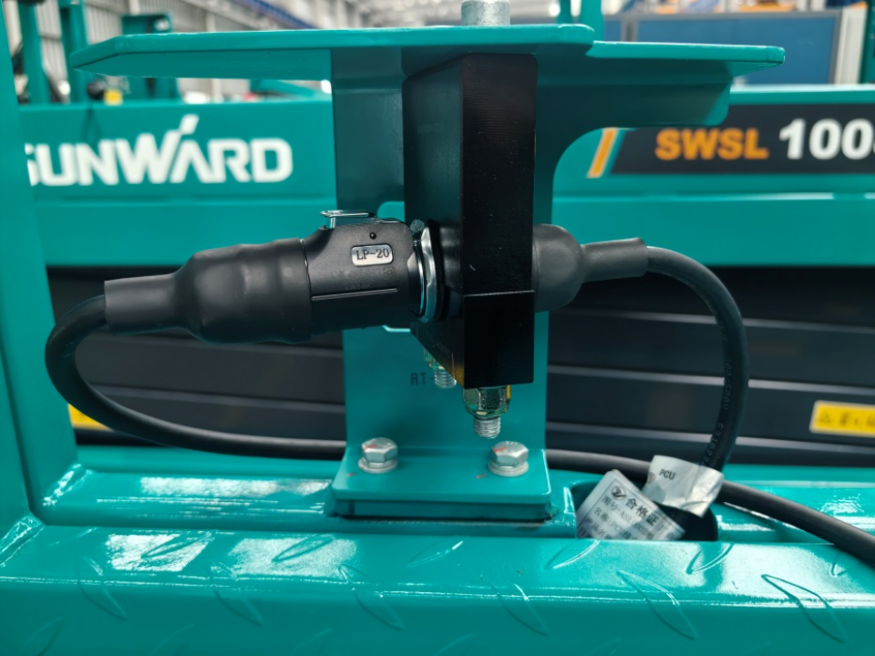 森林舞会网页版智能电动液驱剪叉系列产品全面升级，为客户创造更大价值