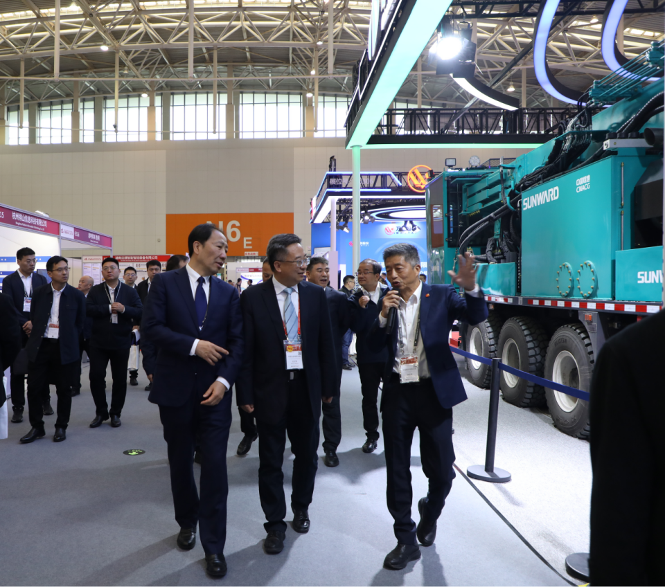 森林舞会网页版智能携手“战略合作伙伴”中国煤炭地质总局精彩亮相2025中国国际矿业大会