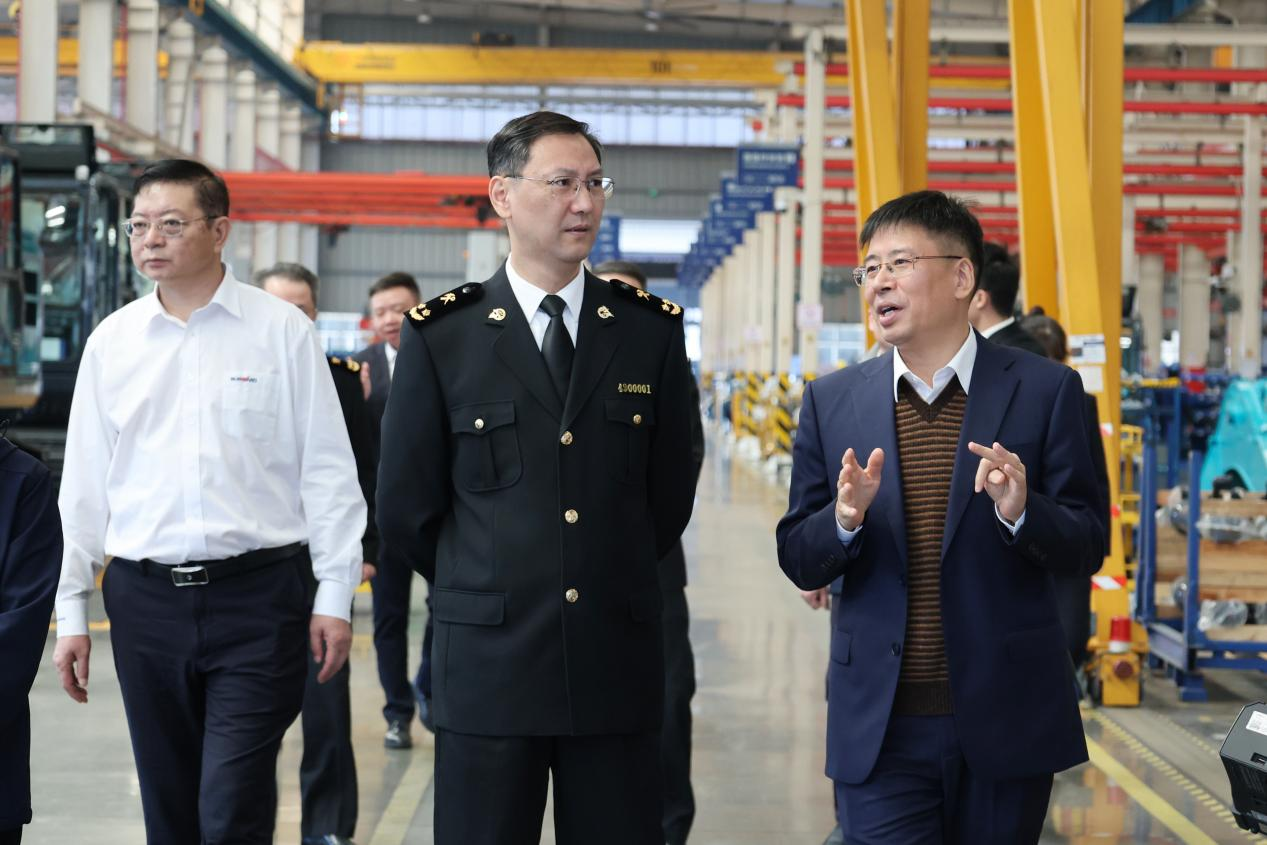 长沙海关关长、党委书记顾炯调研森林舞会网页版智能